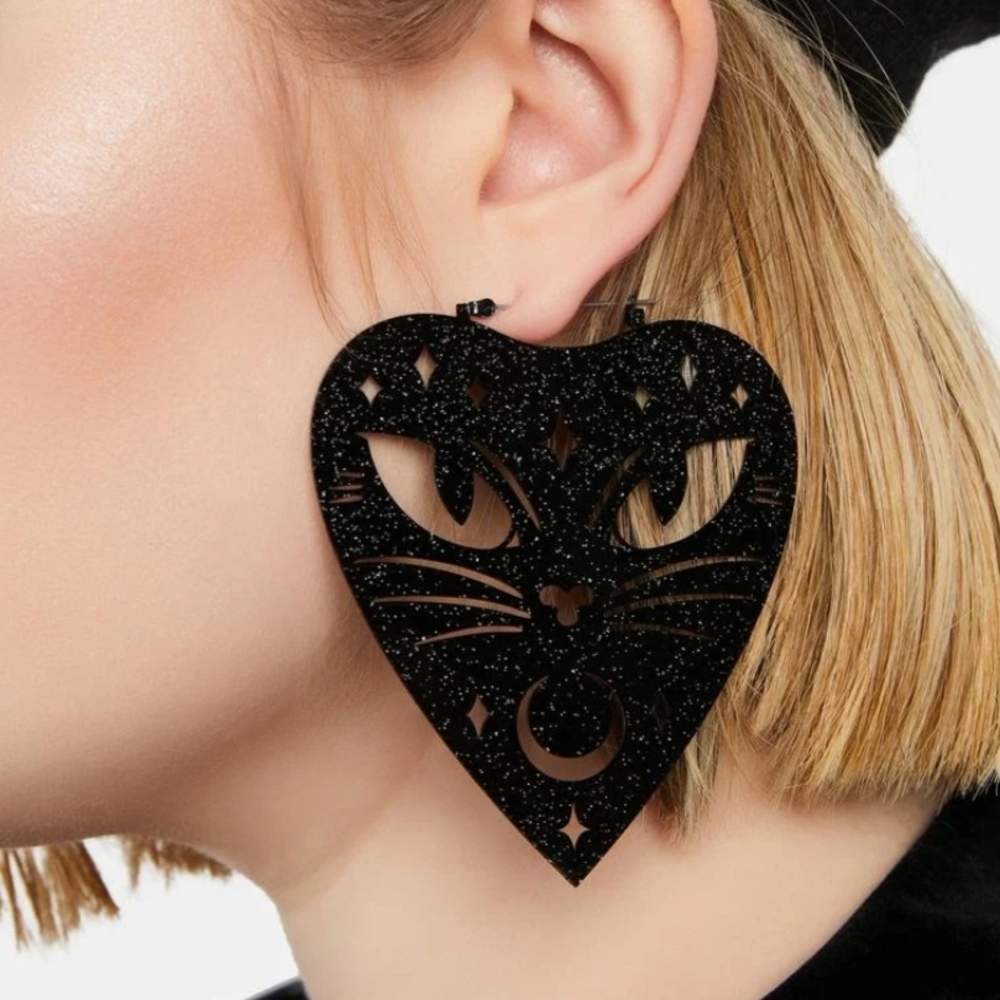 Too Fast Glitter Black Cat Ouija Heart Earrings